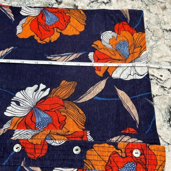 NWT Tahari Womens Size Large 100% Linen Button Front Top - Picture 7 of 9